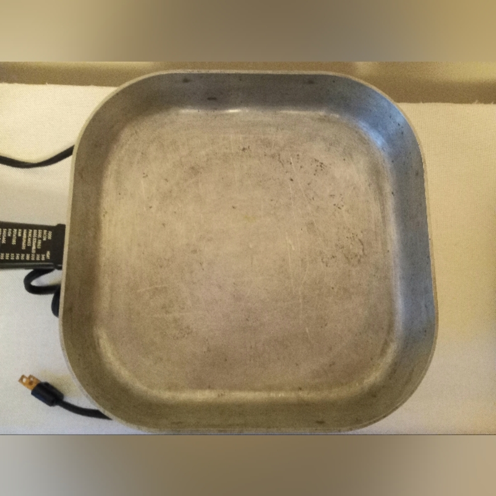 Vtg Sunbeam Lidded Controlled Heat Automatic Electric Fry Pan Model FP-10A - Picture 3 of 8